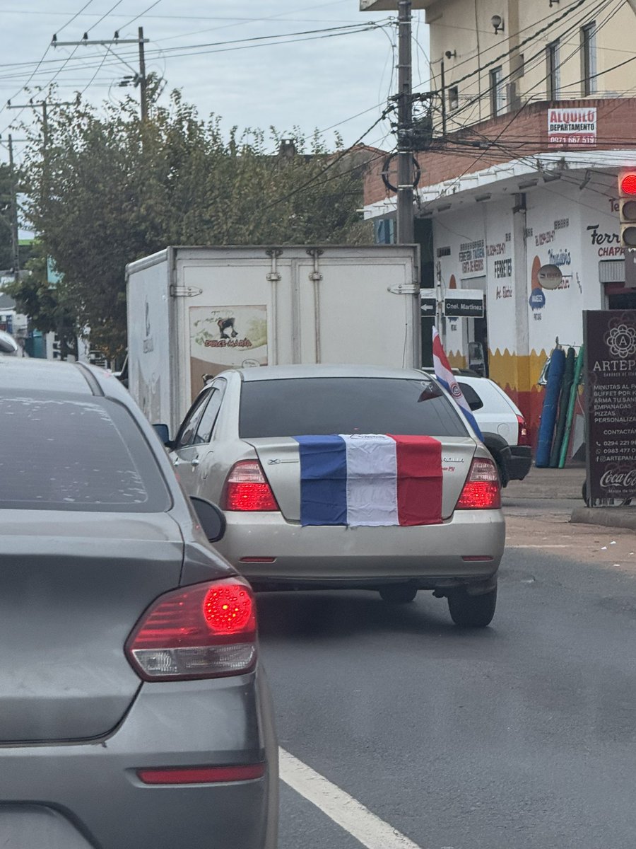 DanielNicolaus's tweet photo. Qué onda este mbatará https://t.co/Gvx9M7coi7