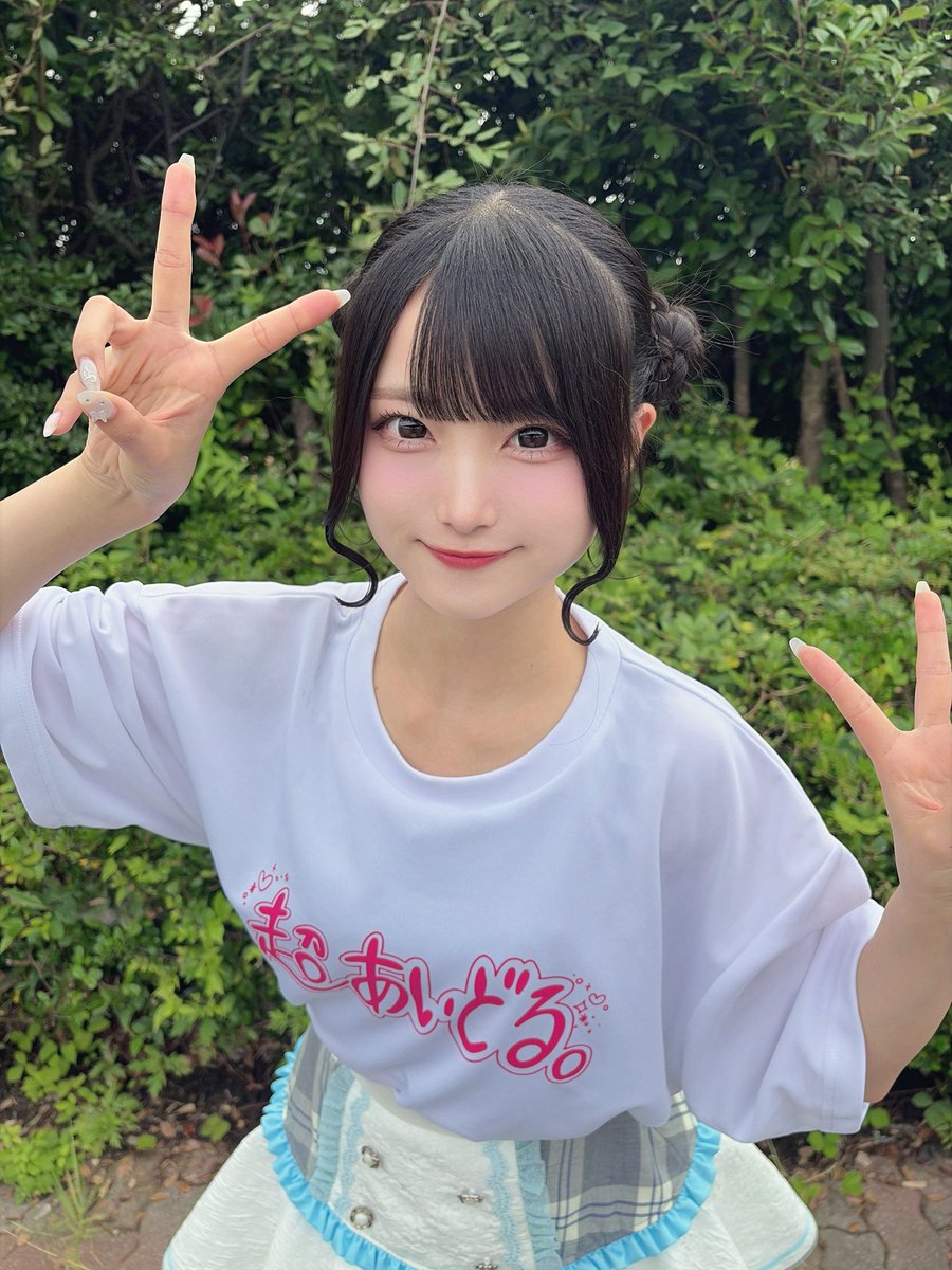 comiqon_haruno's tweet photo. #超NATSUZOME2026 1日目ありがとうございました！♩⋆͛*

たくさんの素敵なアイドルさんが出演されていて、一つ一つの会場も決して近い訳じゃないのにこみっきゅおん！のライブを選んでくれて私に会いに来てくれて、、、駆けつけてくれる人が居てくれるんだって思うとものすごく幸せだな〜って激重感情になってます(இ_இ♡
本当にありがとう！もっともっと頑張る！

明日も超NATSUZOME 2026に出演させていただきます！ฅ''

⚠️前物販 : 12:45〜13:45
🎤 : 15:15～15:30 ZOMEステージ

15分に魂込めます❤️‍🔥❤️‍🔥❤️‍🔥必ず最高にアツいライブを届けるので、お時間合う方お越しください！⋆｡˚✩
夏のご新規様キャンペーン・ドライTシャツ も販売されているのでぜひ！！！