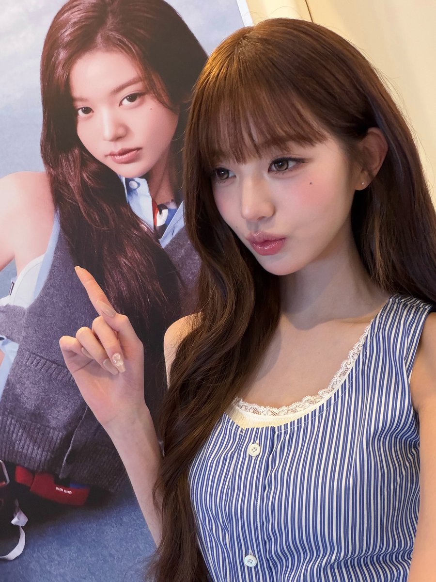 ivepics_'s tweet photo. wonyoung instagram update https://t.co/SWwdEnOq56