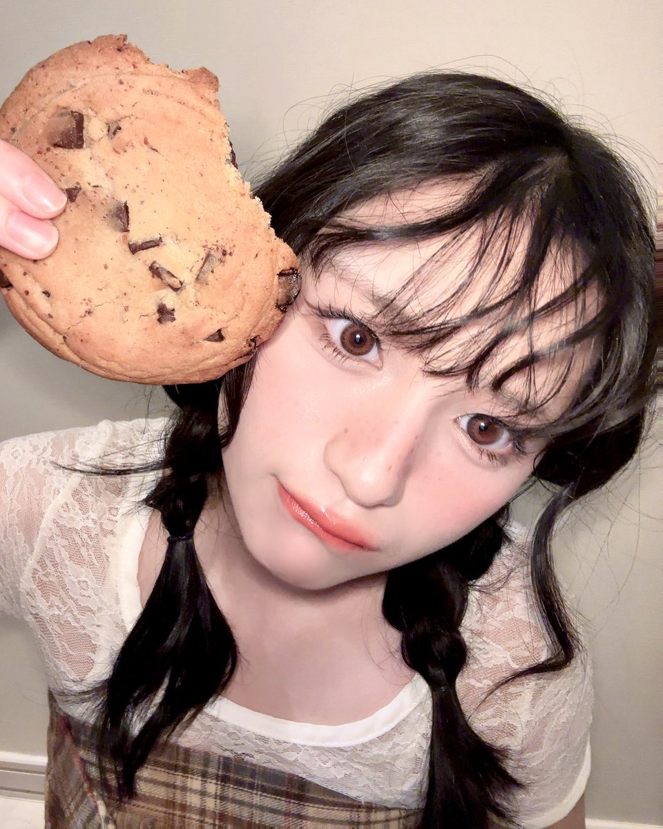 miyayuuzawa_yuu's tweet photo. cookieŧ‹”ŧ‹”🍪♡
みんなお菓子何が好きなの〜？ https://t.co/3UzNXxM39x
