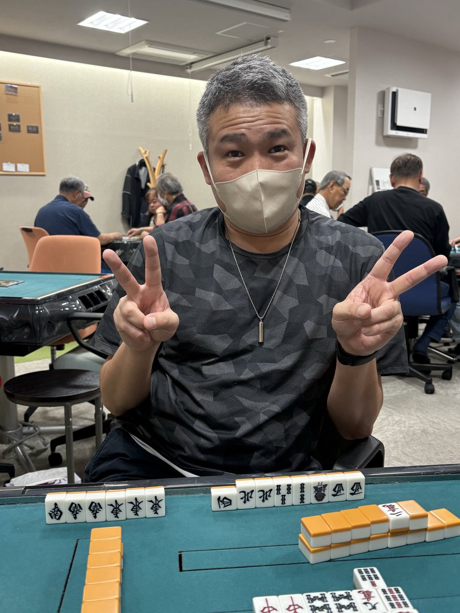 kenmacommunity's tweet photo. 昨日に引き続き、本日も役満が２回出ました‼️
今日は小四喜と大三元です。
おめでとうございます👏
#健康麻雀
#役満
#大泉学園 https://t.co/4PjchJVMAk