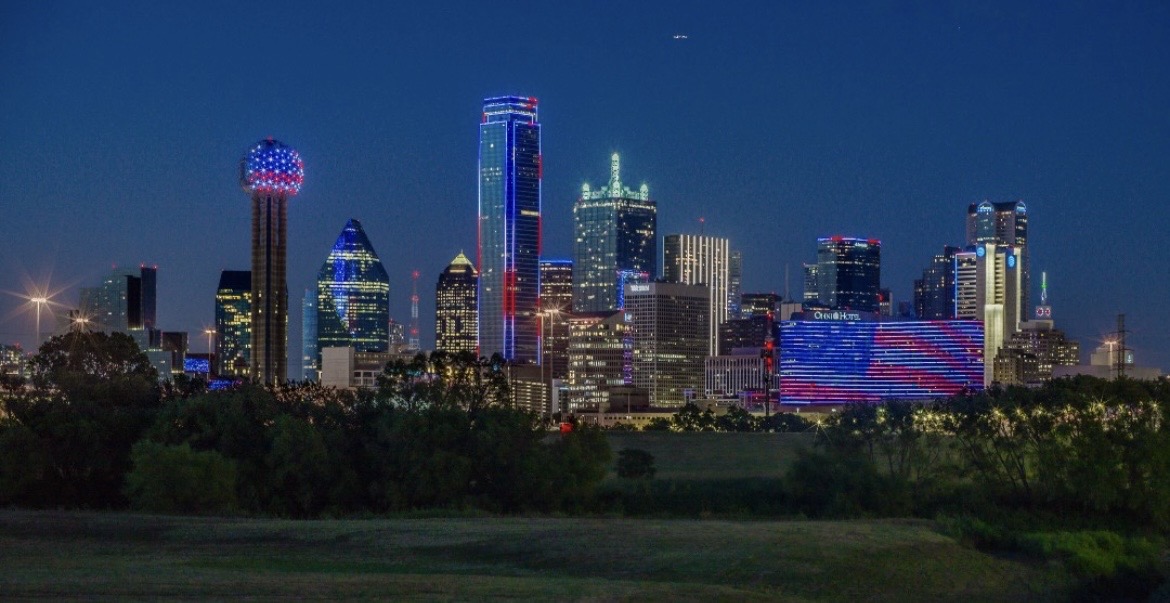 visit_dallas's tweet photo. Happy 4th of July and cheers to America's 250th anniversary!❤️🤍💙

Here's to celebrating with friends, family, and visitors! We hope you have a safe, fun, and memorable Independence Day!🏙️🎆

📸: @downtown_dallas
#FourthOfJuly #Dallas #Americas250 https://t.co/4u7DEoKk4R