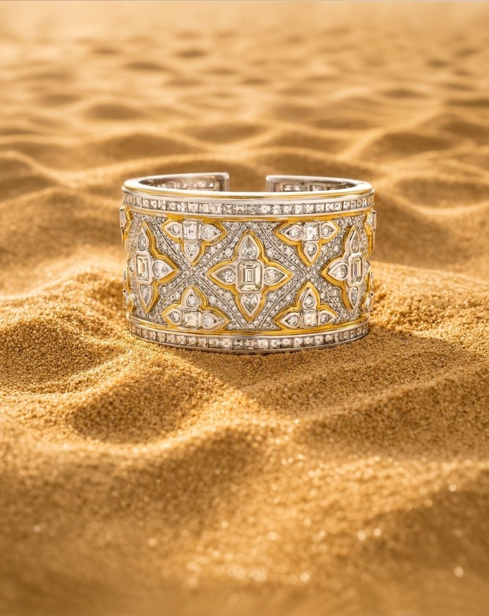 easyliveauction's tweet photo. ✨ Discover an exquisite collection of fine jewellery, featuring stunning rings, necklaces, bracelets, earrings &amp; more!

💎 Jewels Auction
🗓 Mon 6th July | From 1:45pm CEST
📍 Wannenes Art Contact | 353 Lots

👉 Explore the catalogue: https://t.co/U5pcBWX1cC

#LuxuryJewellery https://t.co/QixDYi5LYw