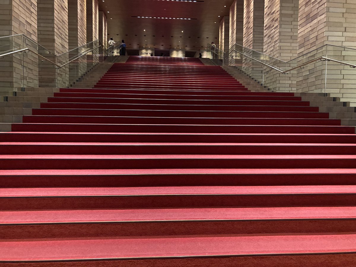 syuga104's tweet photo. YKL#22大阪終演

まさかあんな始まりをし、まさかあれを初日からやるとは思わなかったw

いやまだまだ楽しみが続きますな😊 https://t.co/qkSwx2wpl3