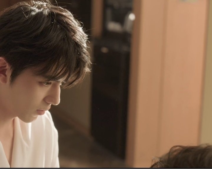 MissM_555's tweet photo. Not only did you call out his name during the intimate scene with another man but he also messed himself during another intimate love scene and it's just a coincidence??? No ways❤️ 🙉🤭😁
#DeepInTheActEp5 #DeepIn #入戏 https://t.co/BoTmeaiH8t