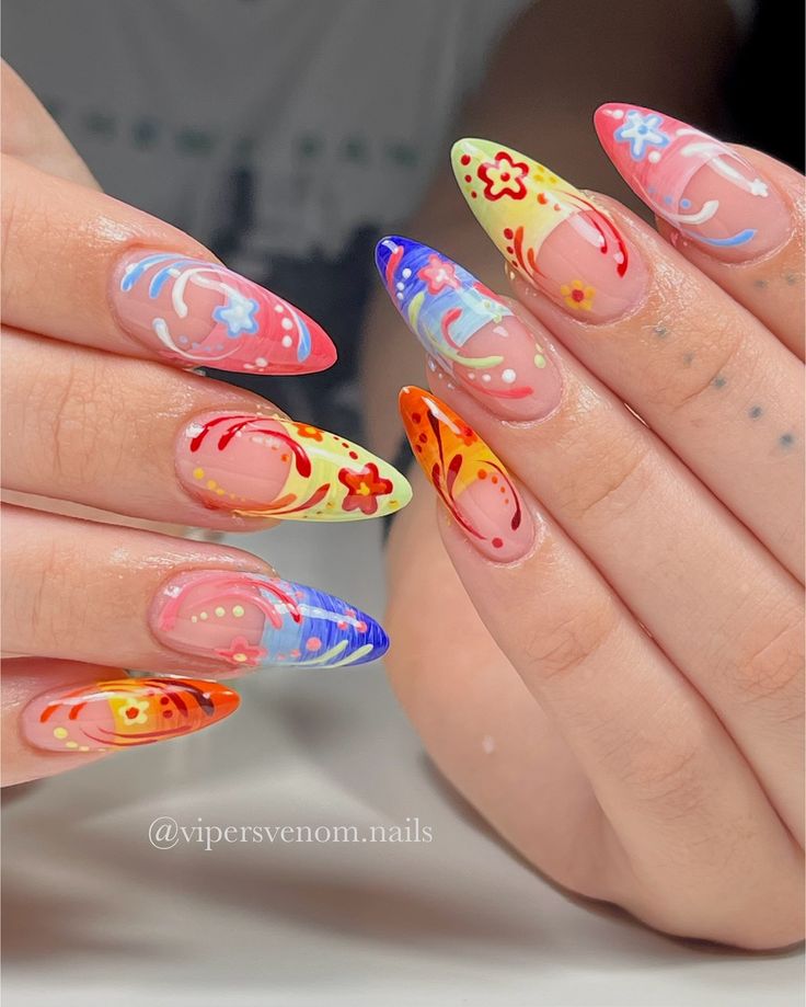 labajosz's tweet photo. how does pinterest see you?
   
☆kpop idol 
☆tattoo 
☆nails 
☆outfit

pues la verdad es que sí soy todas jeje https://t.co/P1R669va5r