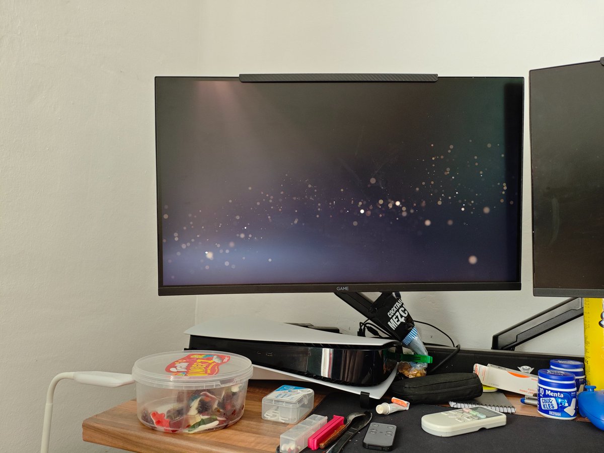 mejillonius's tweet photo. Se ha ido internet en mi casa, y mi @PlayStation se niega a encenderse https://t.co/SVSLEyW4Qe