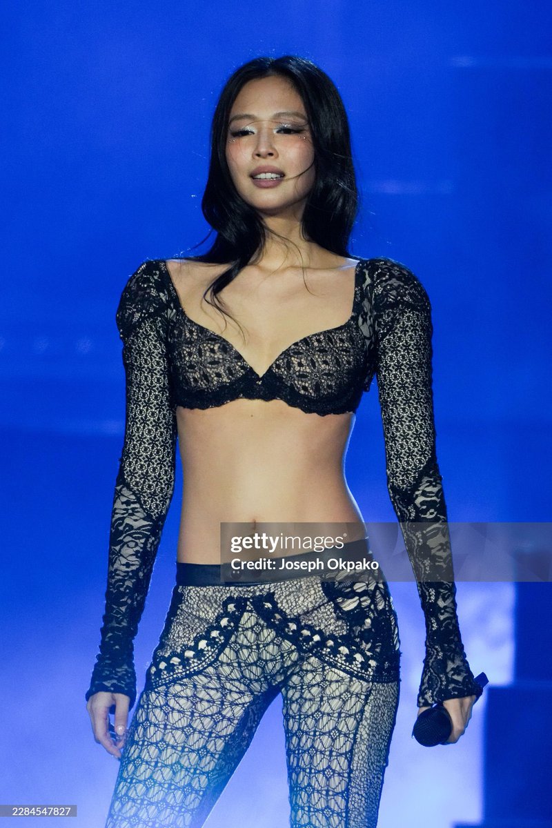 WORLDMUSICAWARD's tweet photo. #JENNIE makes history as the 1ST Asian & K-pop Artist ever to headline the Roskilde Festival in Denmark, and trends high on X Worldwide after her incredible performance! 💪🥇🌏&🇰🇷🧑‍🎤🌟🇩🇰🟧🏟️➕📈✖️🌎🔥👑🤍 

JENNIE HEADLINES ROSKILDE
#RoskildeFestival
@Jennierubyjane @oddatelier 
@BLACKPINK