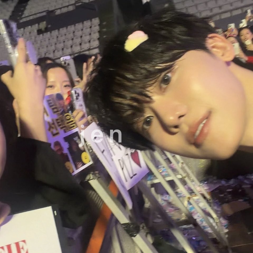 mnchy tweet media