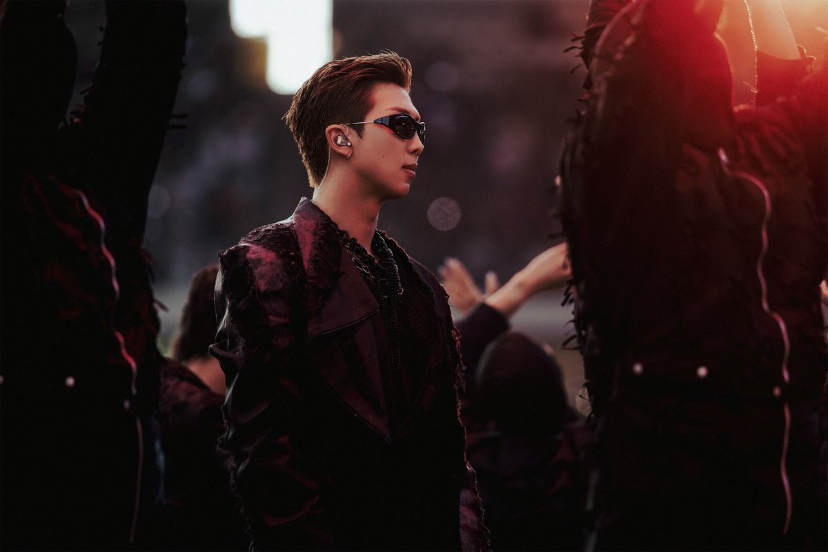 R_M_koya's tweet photo. 남준시🩵 https://t.co/9ozptRiDOR