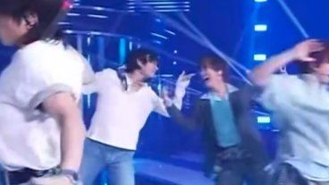 nooonotthebees's tweet photo. you truly need 7 pairs of eyes to watch travis japan dance bc look at noel and umi!!! https://t.co/3Iw9cecqWZ