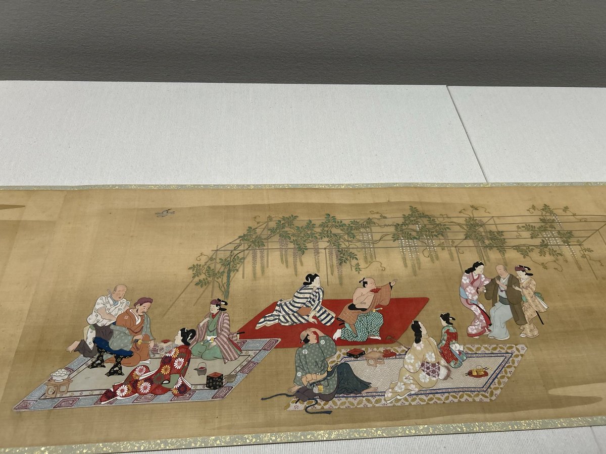 noriling107's tweet photo. 今日の寄り道その1、静嘉堂文庫美術館「元禄!師宣劇場」
かの有名な見返り美人が期間限定で展示されるときいて。
錦絵と言われるだけあって色鮮やか、そして美人画のs字カーブの体。
展示作品数少なめ、撮影可能も一部、ということでこの後美術館の梯子を実行。
#静嘉堂文庫美術館 https://t.co/TD435bVpjo