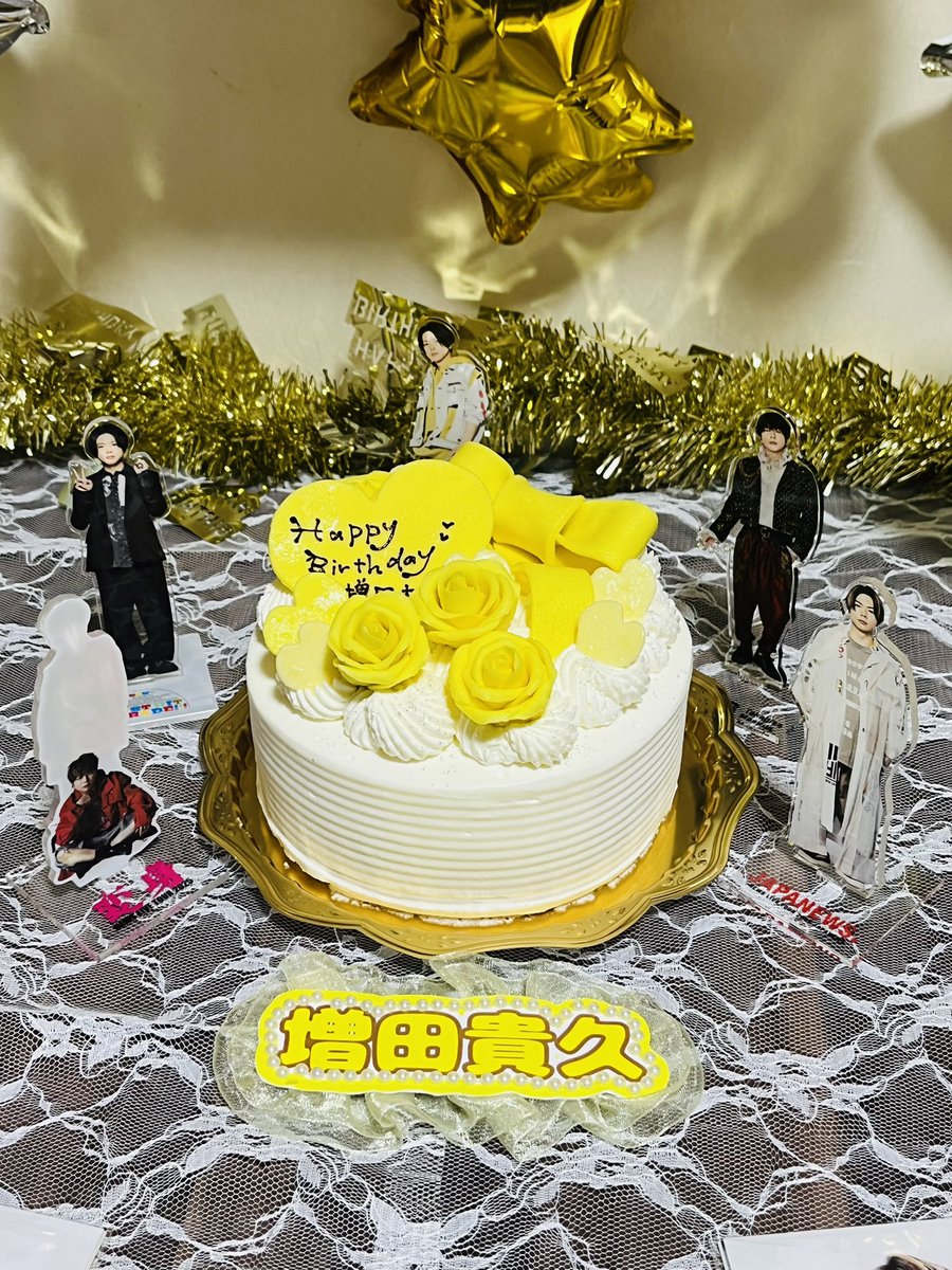 myupig's tweet photo. 増田さんお誕生日おめでとうございます✨
40歳の節目ということでお友達と
餃子＆ケーキでお祝いしました🥟🍰
いつまでも健やかな増田さんを応援できますように💛

#増田貴久誕生祭2026 https://t.co/snzNlb7hMk