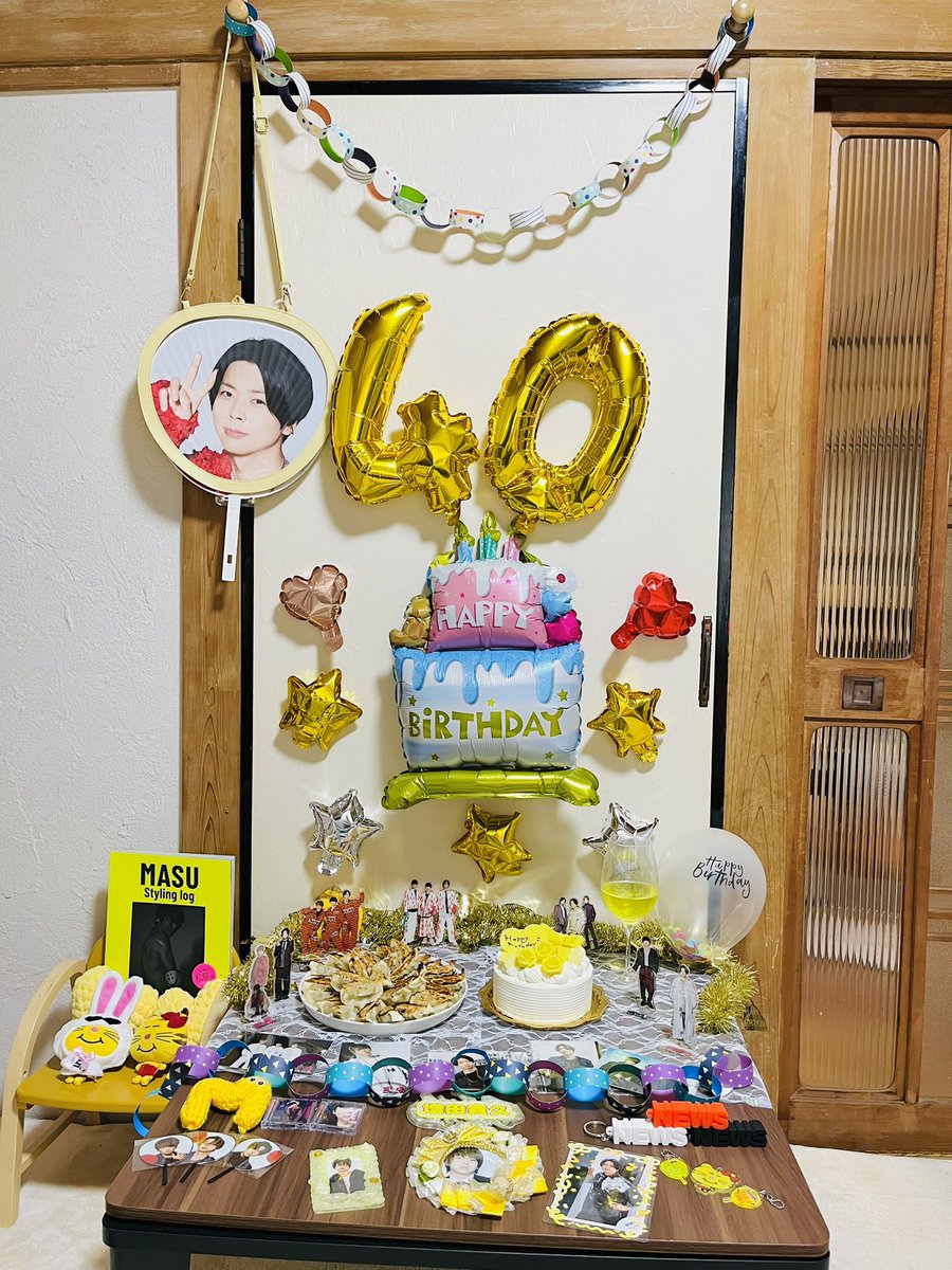 myupig's tweet photo. 増田さんお誕生日おめでとうございます✨
40歳の節目ということでお友達と
餃子＆ケーキでお祝いしました🥟🍰
いつまでも健やかな増田さんを応援できますように💛

#増田貴久誕生祭2026 https://t.co/snzNlb7hMk
