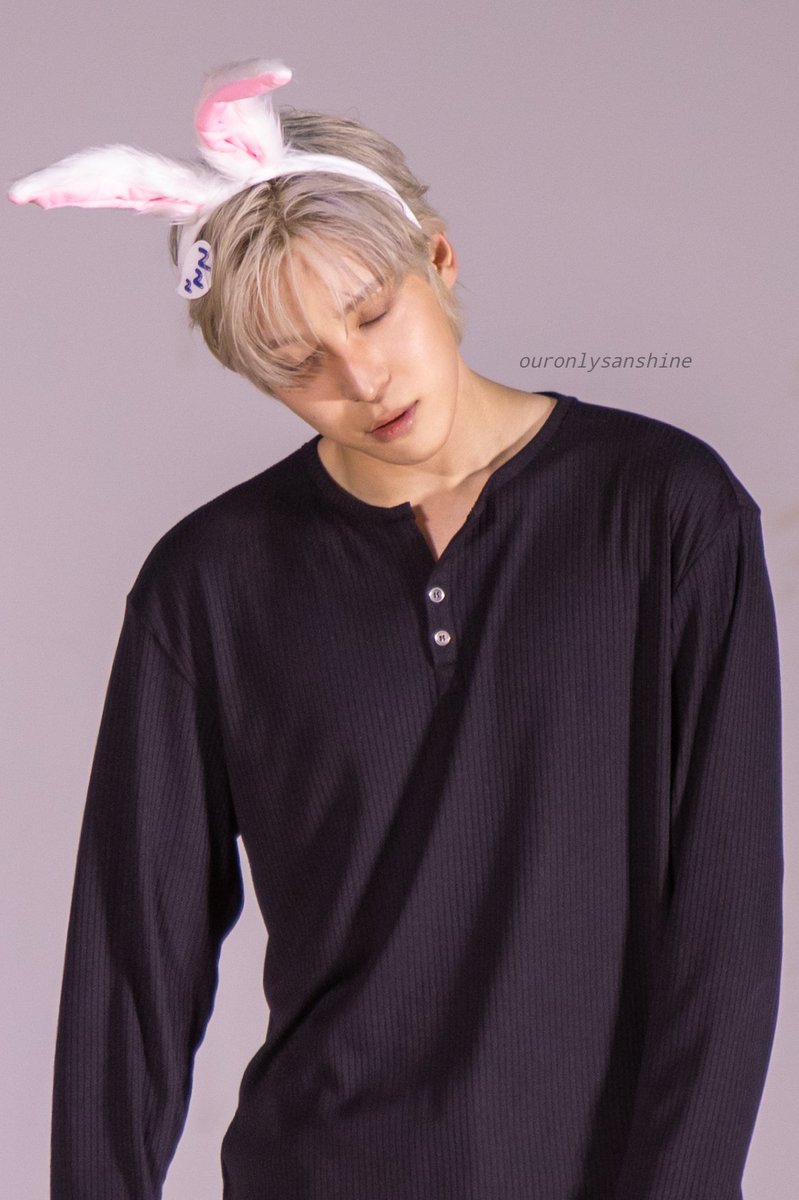 ouronlysanshine's tweet photo. 260704 음악중심 민팬

토끼 🐰 

#ATEEZ #에이티즈 #yunho #윤호 https://t.co/RuIwYybq81