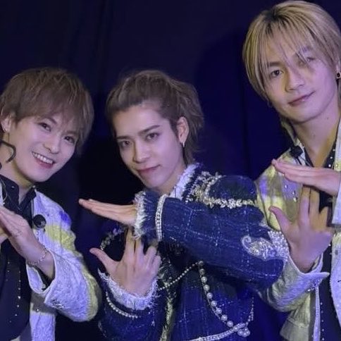 lwr9o's tweet photo. めいっっっぱいに大好き https://t.co/YLKtd5ubx1