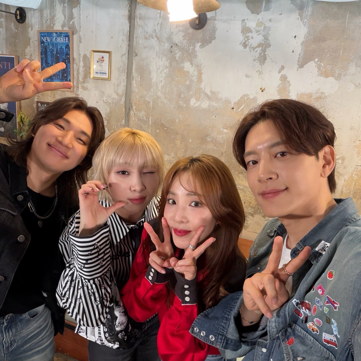 SuperMinzyPos's tweet photo. Minzy IG Update group photos with her former YG Family members Dara Se7en &amp; Daesung during the filming of ZIP Daesung show!

“You can’t hide the YG blood 😍❤️ #집대성 “
-Minzy

📺 https://t.co/YRXp9F5cny

#minzy #공민지 #minzyupdate #2ne1 https://t.co/wFPzDdSrlO
