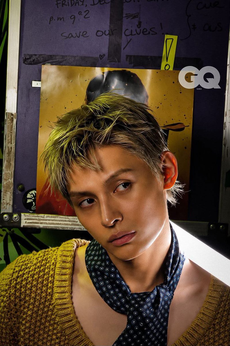 Meomoepie's tweet photo. @puddingxjamie @ofjvn_ @YSL James Chao and Saint Laurent deserve endless praise, but so does every creative who helped bring this vision to life.
JAMES ASCENDS IN YSL GAZE  #JAMESxSaintLaurent #SaintLaurentSS27 @YSL https://t.co/OYBbt656rd