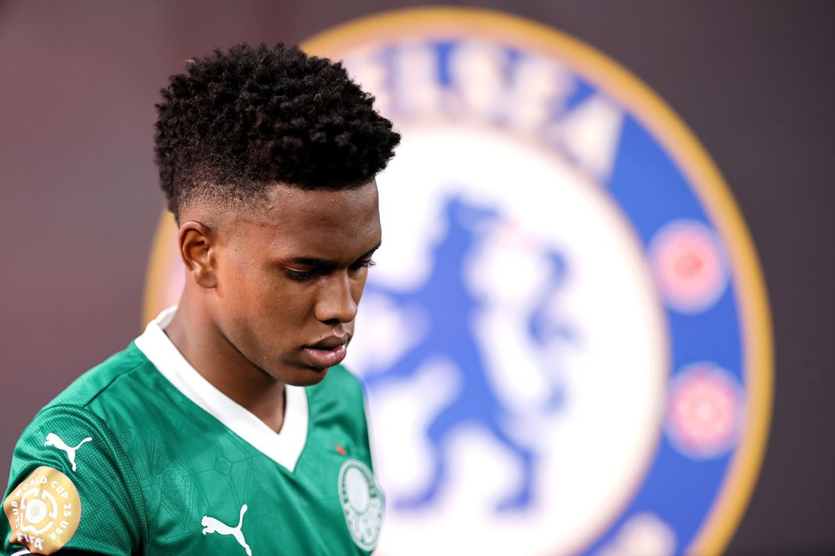ChelseaInPhotos's tweet photo. One year ago today 📸

Estevao played his final game for Palmeiras vs Chelsea before joining the Blues 🌟💙 https://t.co/43jn7Axpuh