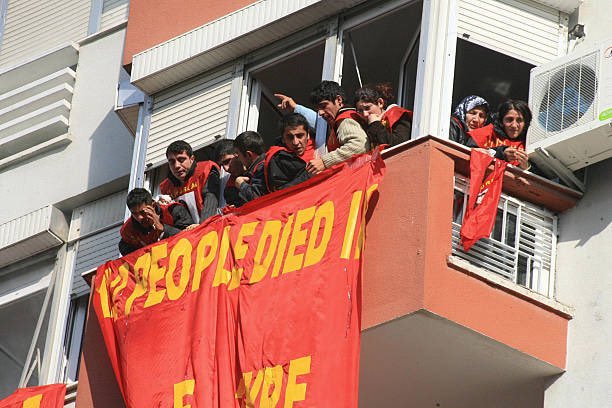 dunydanmltf165's tweet photo. F tipi hapishanelere karşın Tayad’lı Ailelerin yaptığı eylemden kareler. 
#KuyuTipleriKapatılsın

Ankara, 2006 https://t.co/cZriWDEfs3