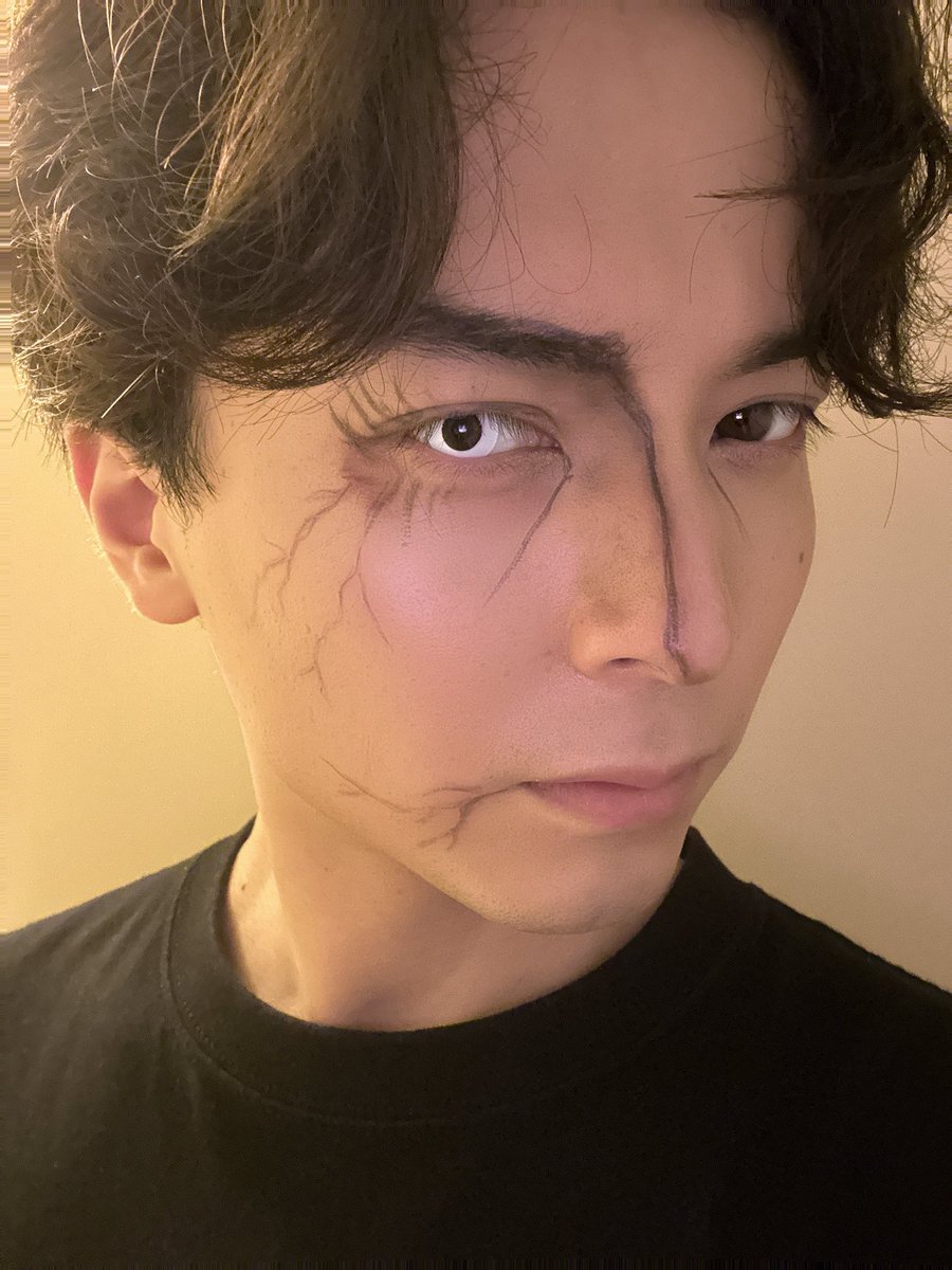 neodance1017's tweet photo. ゾンビと6人　大阪🧟

4日目のご観劇誠にありがとうございました。

お昼も夜も森木林ではありませんでしたが、久し振りの感覚にしっくりきたりもしました。楽しい。明日も💪 https://t.co/JG9ZIWopNx