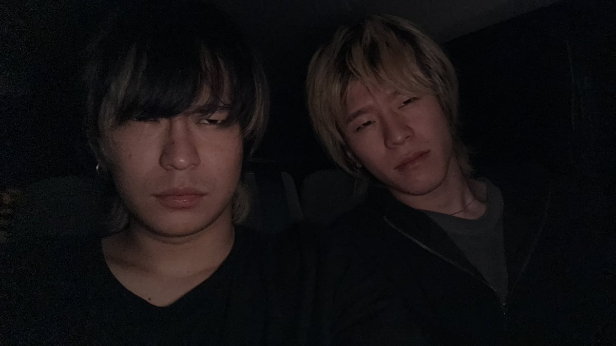 ryo5gitabo's tweet photo. 見放題大阪ありがとうございました
日々精進、ボールの投げ方を思い出す
明日も見放題名古屋
Vioにて13:30-14:00
よろしくお願いします
何で機材車に矢口いるの
疲れすぎだろ https://t.co/8FaLYh9No2