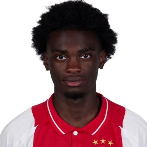 drkhuncho's tweet photo. @VeronMosengo je vous assure que vous voulez pas rater ces joueurs là. On a rien à envier à beaucoup de nations. Les enfants de la diaspora jouent au foot. Certains ont déjà choisi, il reste à convaincre d’autres https://t.co/QpSrJ4MJ8k