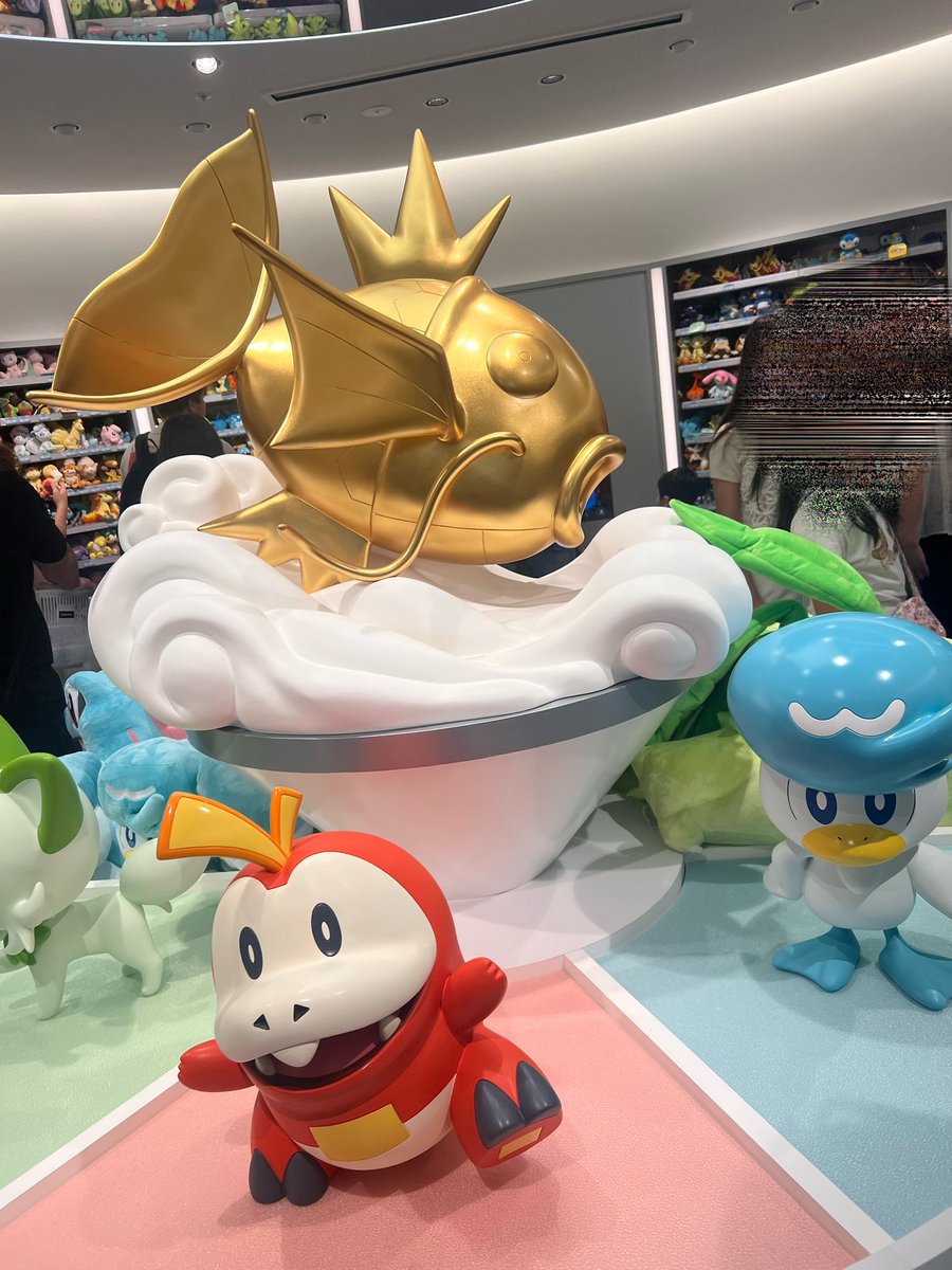 _a_sink's tweet photo. ポケセン名古屋 https://t.co/YFfjR5jR3e