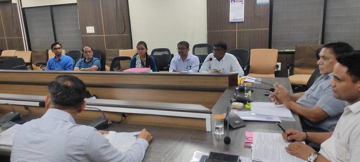 collectorkheda's tweet photo. આજ રોજ ખેડા પ્રાણી અત્યાચાર નિવારણ સોસાયટી (SPCA) ની સામાન્ય સભા/ કારોબારી સમિતિ ની બેઠક યોજવામાં આવી. https://t.co/QodOe4gx1e