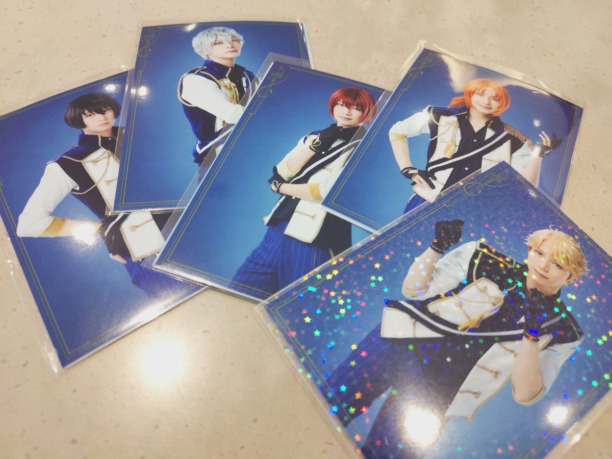 ayan_0061's tweet photo. ソロブロマイドは嵐ちゃんだけにしよう！って思ってたのに！感動しちゃって、、今日4名をお迎えしてKnights揃えました♡ https://t.co/fJd8yr6q5j