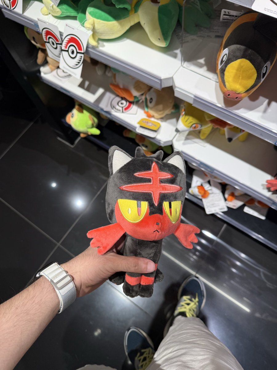 JustM100's tweet photo. Pokemon Center Tokyo https://t.co/8rjavmSQR8