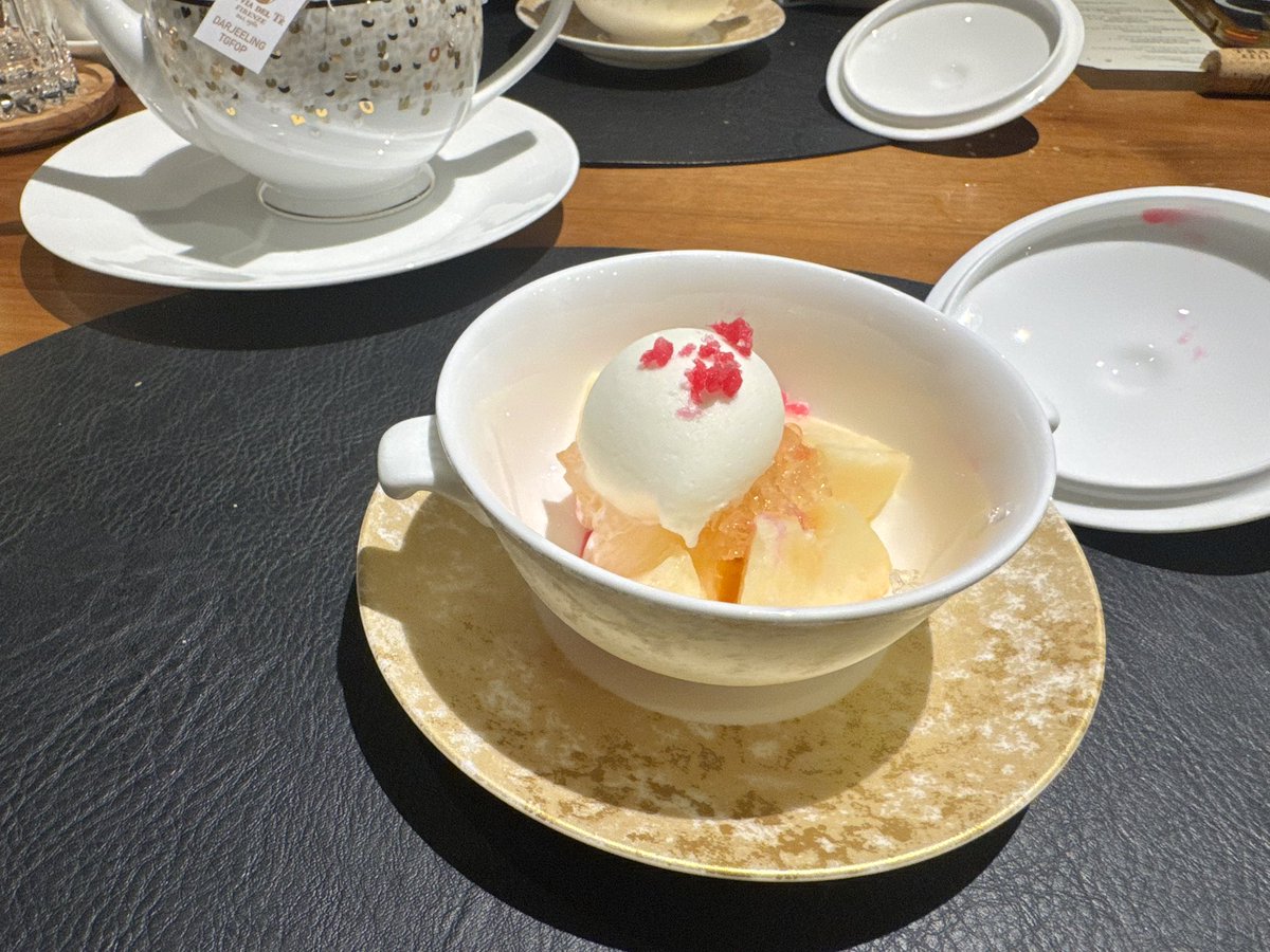 77nonono77's tweet photo. デザートまで完璧✨ https://t.co/gqKdiPYOwS