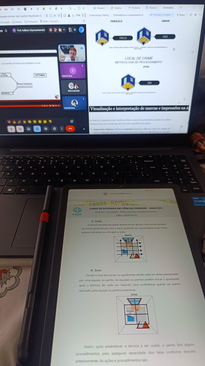 gabxsena's tweet photo. Acompanhando a aula com a apostila de um dos cursos que fiz.
É muito bom sentir que o curso de extensão que fiz valeu a pena! 🥰
#studytwt #studytwtbr https://t.co/OxBuTqirNY