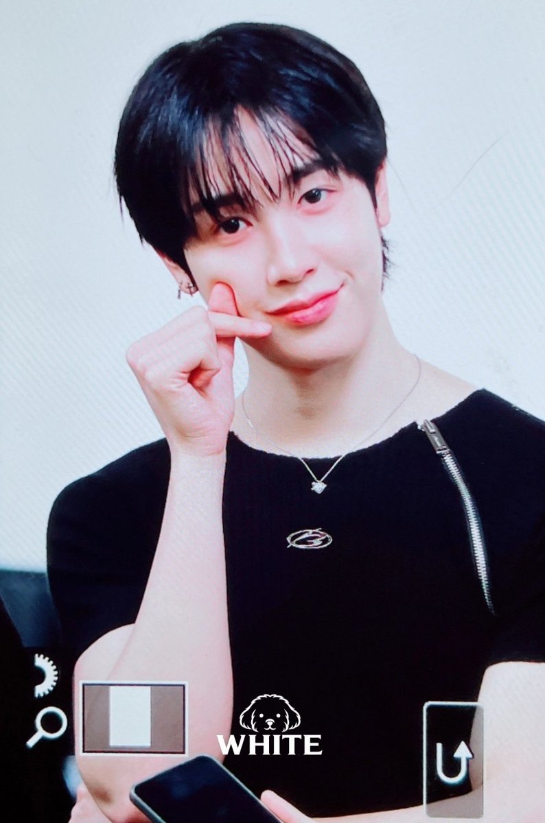 1005white_H's tweet photo. 260704 pre

🫰

#xikers #HUNTER
#싸이커스 #헌터 https://t.co/qJxQkrBJk8