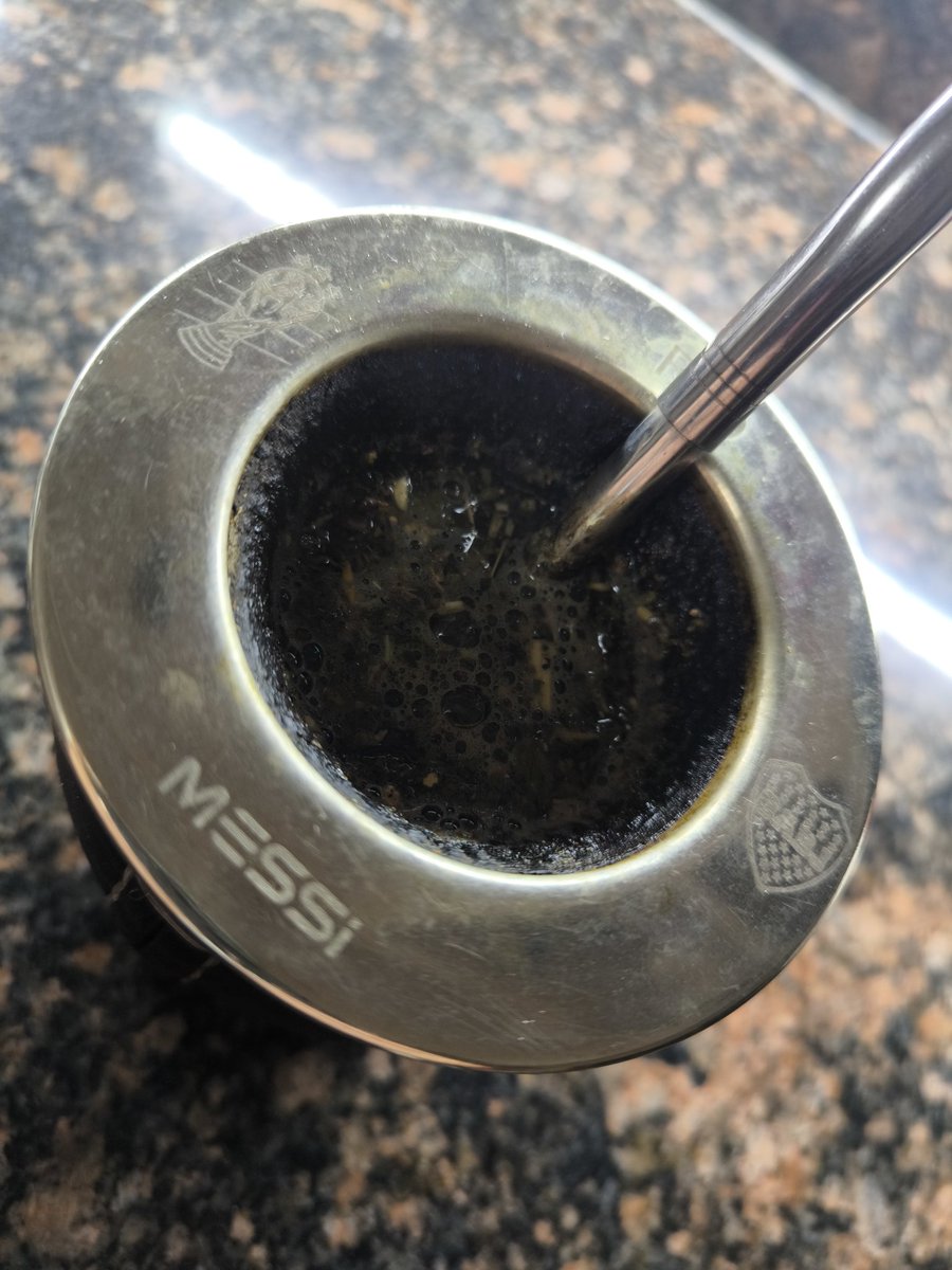 romidahbar's tweet photo. Buen día Buen día! 🩵🤍🇦🇷✨

Por acá como todos los sábados con mi mate y cocinando pedidos de mi emprendimiento 👩🏾‍🍳

Y obvio con mi mejor compañía 🫶🏾
#unsabadomejor @unsabadomejor https://t.co/pjup9yVWxx