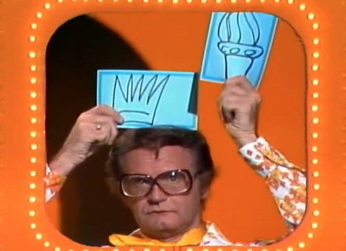 iShowTunes's tweet photo. 🇺🇸🇺🇸🇺🇸 HAPPY JULY 4th !!!!!!! 🇺🇸🇺🇸🇺🇸
#LadyLiberty #CharlesNelsonReilly #MatchGame #70s 🗽 https://t.co/XqNgUImkl1