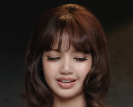 Dance2Rock's tweet photo. @kangminlee #Lisa Fan Sign Event from 2019, Vanity Fair Lie detector test 2026  - Looks the same to me? https://t.co/lIbhwYvSqa
