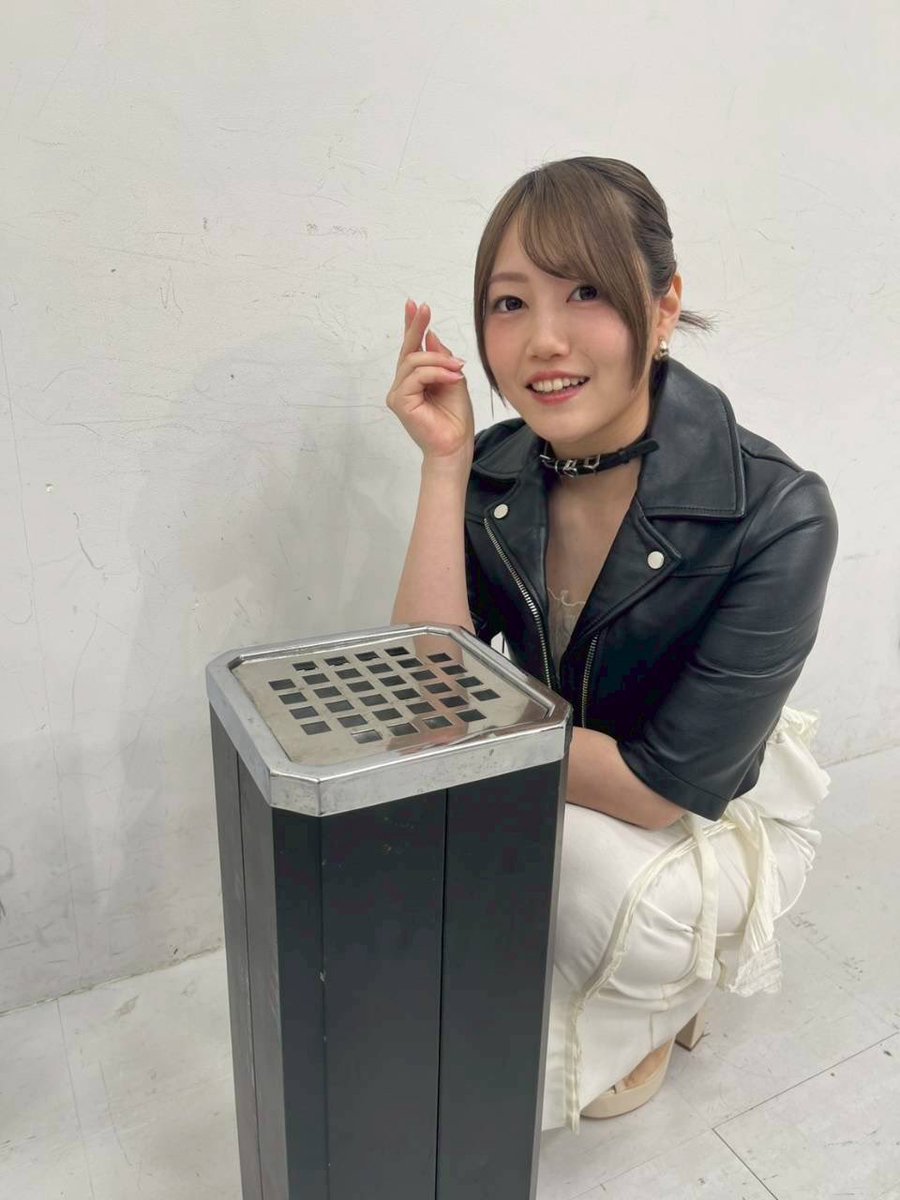 Hoshiki_seena's tweet photo. 【🚬 #ヤニすう 】

『「スーパーの裏でヤニ吸うふたり」特別番組〜ABEMAの特番で語り合うさんにん〜』

ご視聴いただきありがとうございました〜！

まだまだ話きれてない小話が沢山あるので、またどこかでお話できると嬉しいです！

ぜひ、7月9日からの本放送もよろしくお願い致します🫶 https://t.co/8gdlH3j2Pf