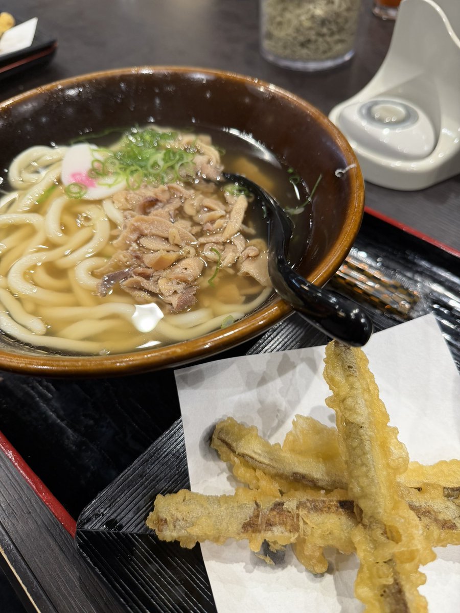 haccho70's tweet photo. 憧れの資さんうどん。
神奈川にも出店してくれたけど、久しぶりに福岡で食べられて幸せ！ https://t.co/1pAMYKVNcI
