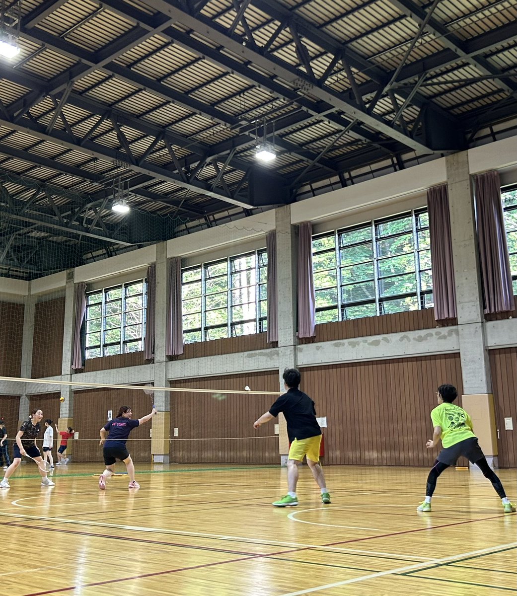 sagaebc's tweet photo. あすなろクラブ自主練参加。
明日の大会に向けて集中して練習‼️
でも、キャプテン不在でどこか寂しい。
来週は一緒にわーわー言って練習したいなあ。😊 https://t.co/RMYHJgVP75
