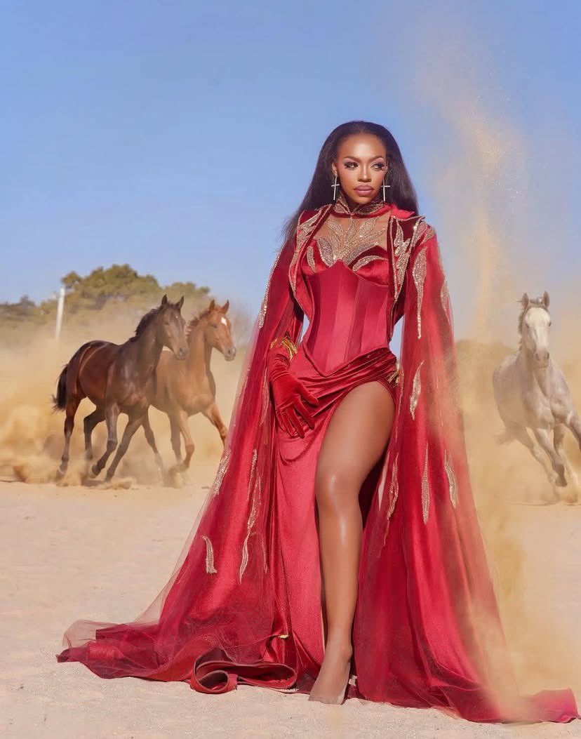 EmmiieTLO's tweet photo. #DurbanJuly Outfits🐴🐴
Theme: Country allure.
#HDJ2026 https://t.co/jNGWutFnzb