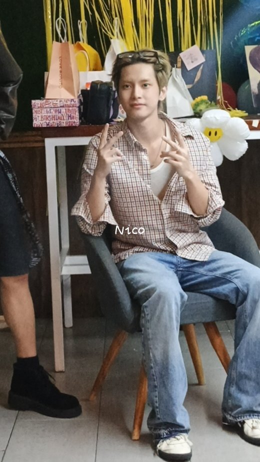 serenlee0417's tweet photo. Happy birthday ✌🏻🐶✌🏻

HORI7ON KYLER 24K DAY 

#KYLER24kBirthday 
#HORI7ON_KYLER 
#HORI7ON #호라이즌 
@HORI7ONofficial https://t.co/gJ3Q7LdxGA