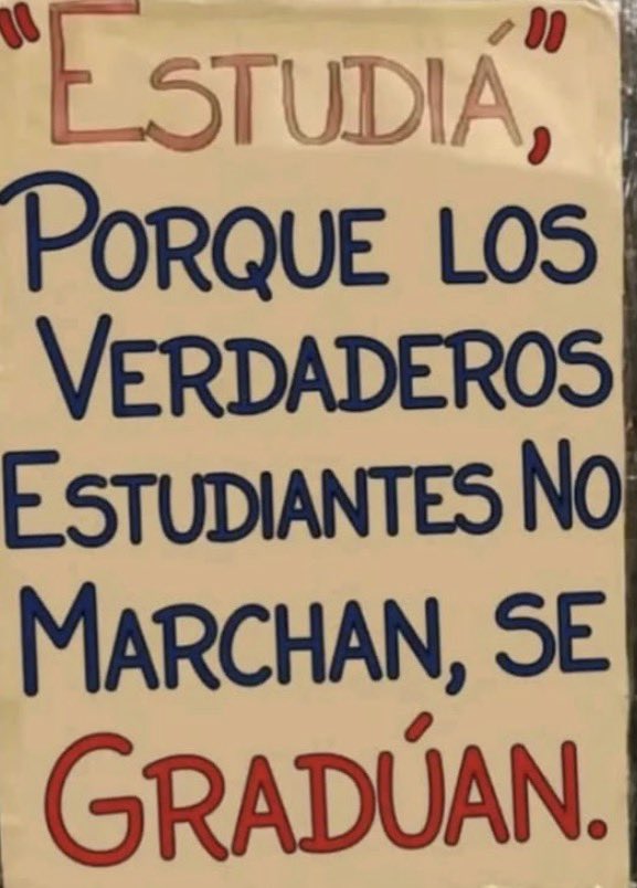 arjodeal's tweet photo. @RobertoMerken Un puñado de mil impresionante,borregos parasitos siempre hay,La izquierda no necesita convencer al inteligente,LE BASTA ENGAÑAR AL IGNORANTE @jebus_dice @ericrichterp @AlexDroppelmann @jcsn1972 @desde_1965 @juanBulli https://t.co/89RsrO9K2g