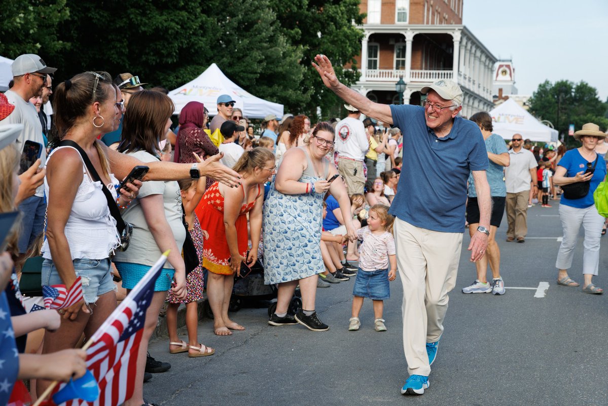 SenSanders's tweet photo. Celebrating the July 4th weekend with thousands of Vermonters at the annual parade in Montpelier. https://t.co/vUKkB07YeP