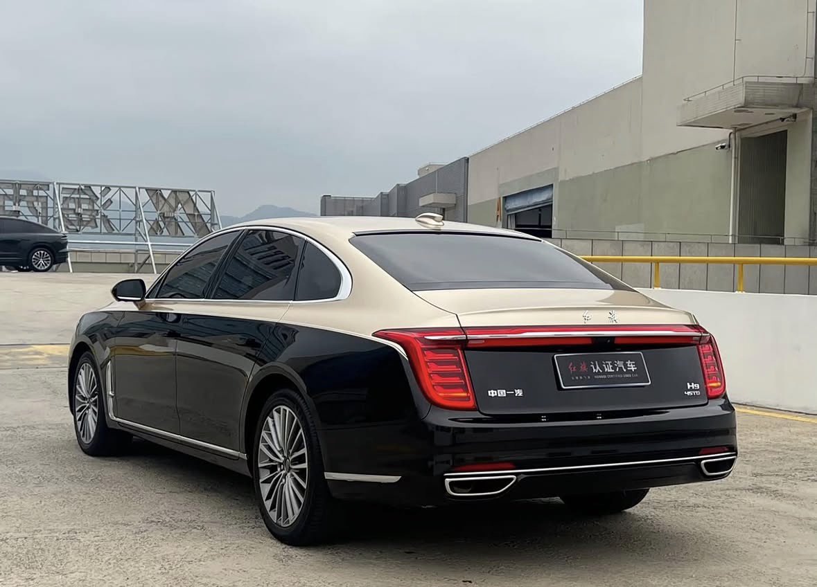 GrailArchive's tweet photo. The Hongqi H9 has the road presence of a car twice its price. What do you think of its design? https://t.co/bvH3ne0FDG