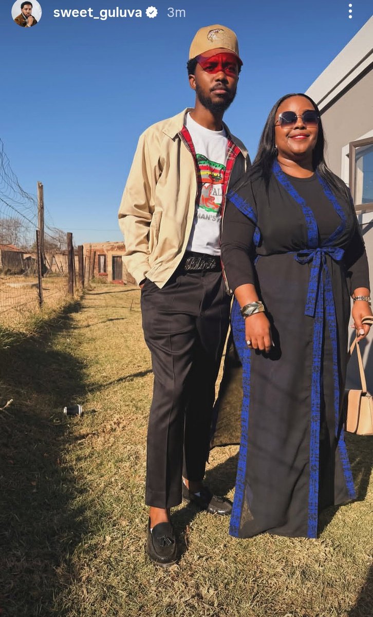 Mahleza30's tweet photo. My favourite duo SweetOledi

#SweetGuluva
#AkhonamathembaZwane https://t.co/dHthSj5TlD