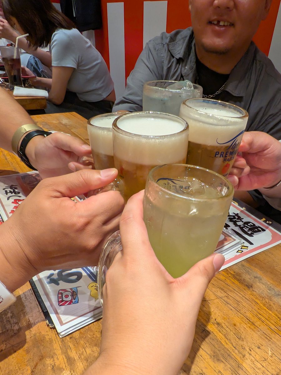 ttuki_g's tweet photo. 1日目の感想会🍻 https://t.co/7zorrw0j9b