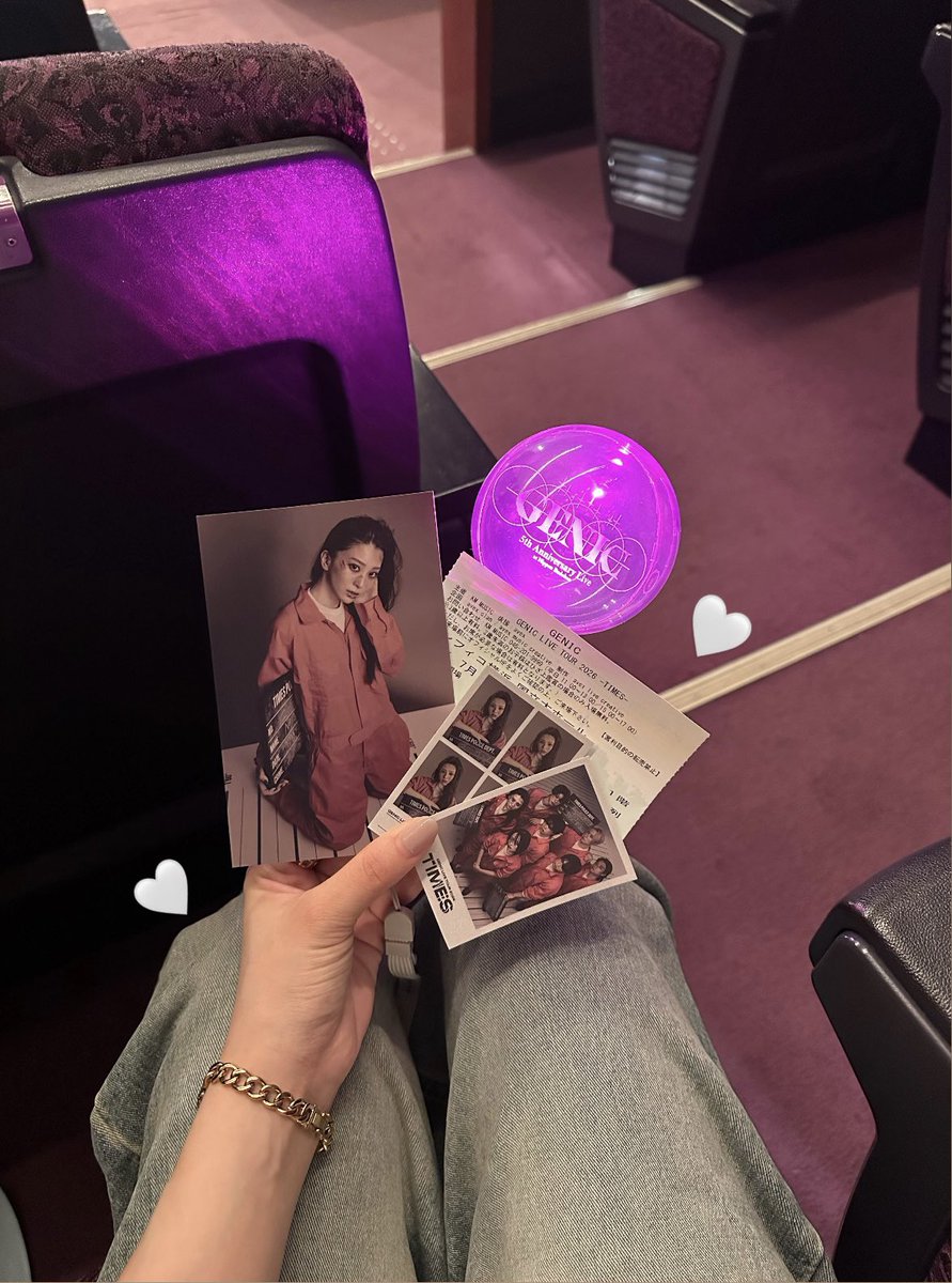 _kurinn's tweet photo. いつもお世話になっている
大切なお客様の応援に行ってきた💕💕

（ランダムなのに神引） https://t.co/nHgxSNzaaY