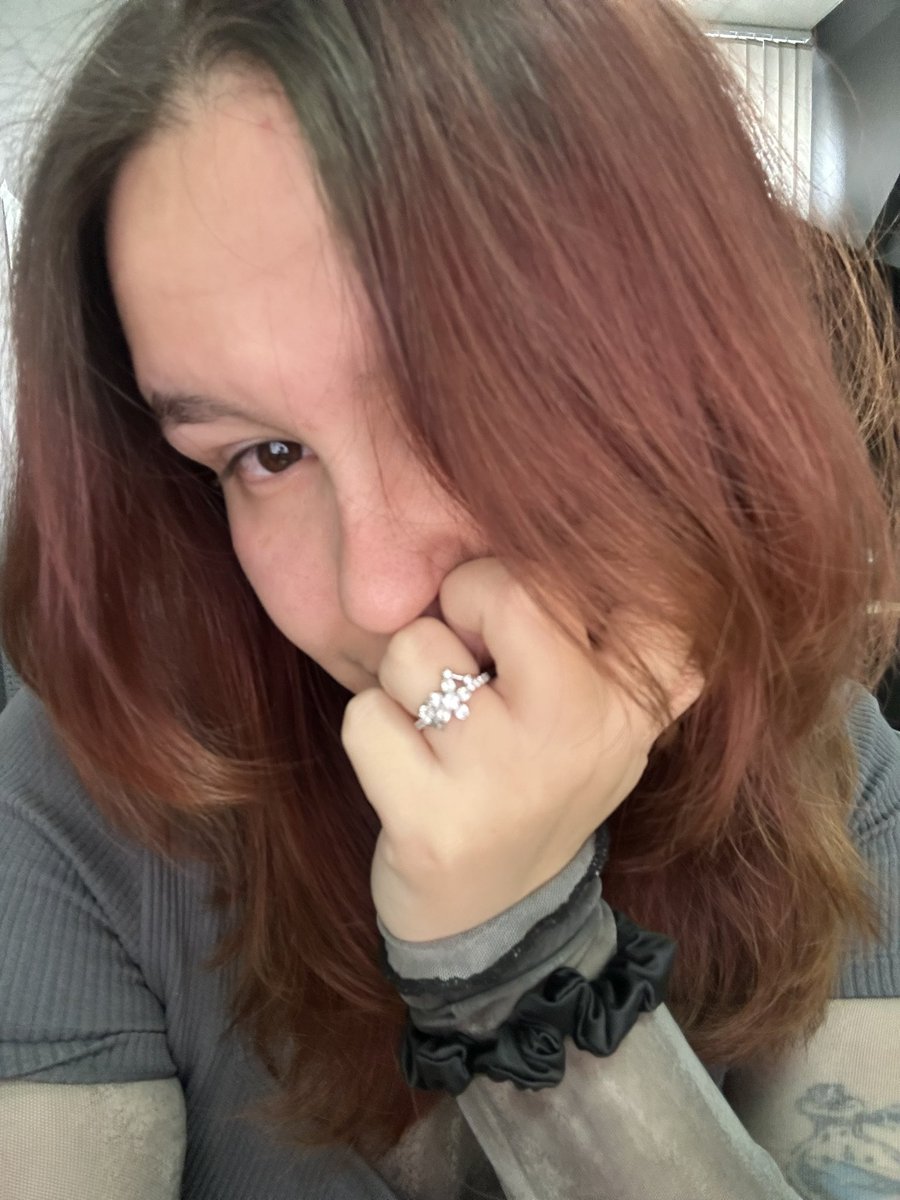 HelenaNotOkay's tweet photo. Как же китайцы байтят. https://t.co/jpu2QObIAP