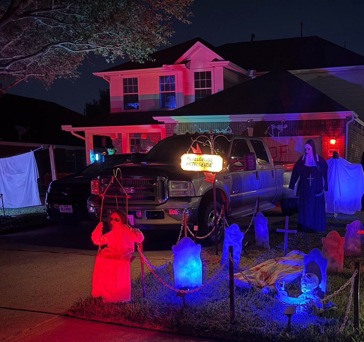 ProfPitre's tweet photo. @lambas70 Same to you my friend! PS…., @smpitre told me it’s time for her and I to start planning for Halloween 🎃 although it’s 4.5 months away! 🤭 Last year I custom made the Betelgeuse sign so now she’s threatening to send me back to Lowe’s! 😂 https://t.co/SGdGWAFQFK